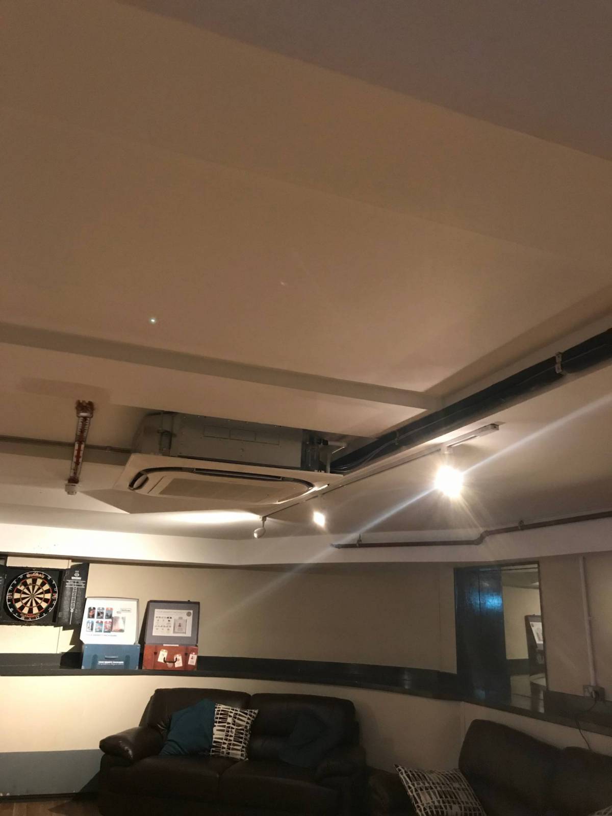 air-conditioning-company-london-air-conditioning-service-london